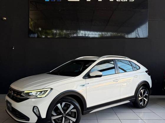 VOLKSWAGEN NIVUS 1.0 200 TSI TOTAL FLEX HIGHLINE AUTOMÁTICO